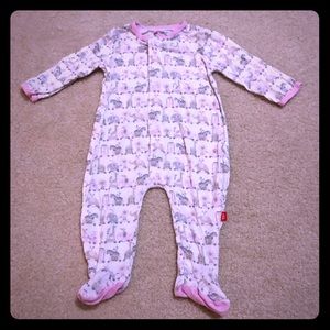 Magnetic Me Modal Footie